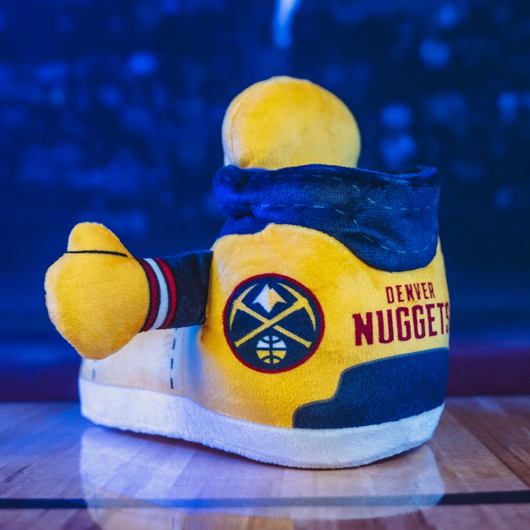 Denver Nuggets Sneaker 7" Kuricha Plush