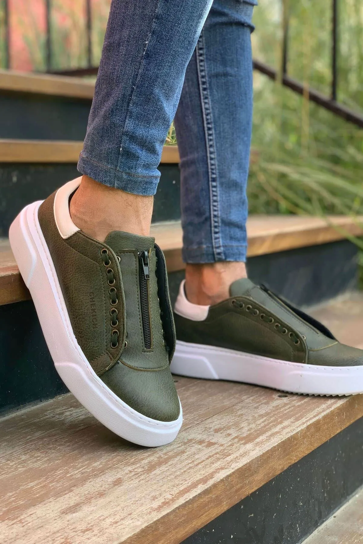 Khaki Sneaker CH092